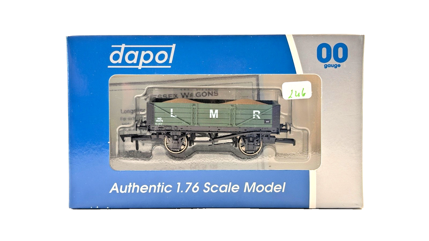 DAPOL 00 GAUGE - LMR LONGMOOR MILITARY RAILWAY WD WAGON 46276 (LIMITED EDITION)