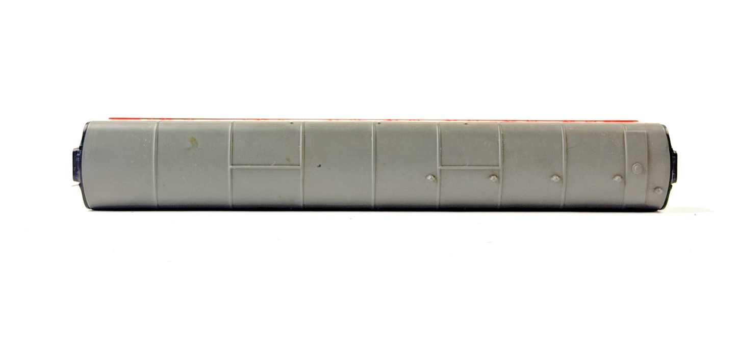 HORNBY 00 GAUGE - THOMAS & FRIENDS JAMES BRAKE COACH UNBOXED