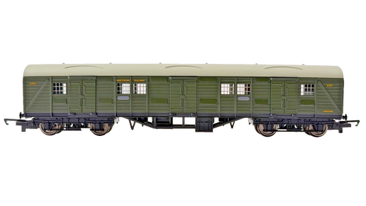 HORNBY OO GAUGE - SR SOUTHERN MAUNSELL LUGGAGE COACH 2291 - UNBOXED