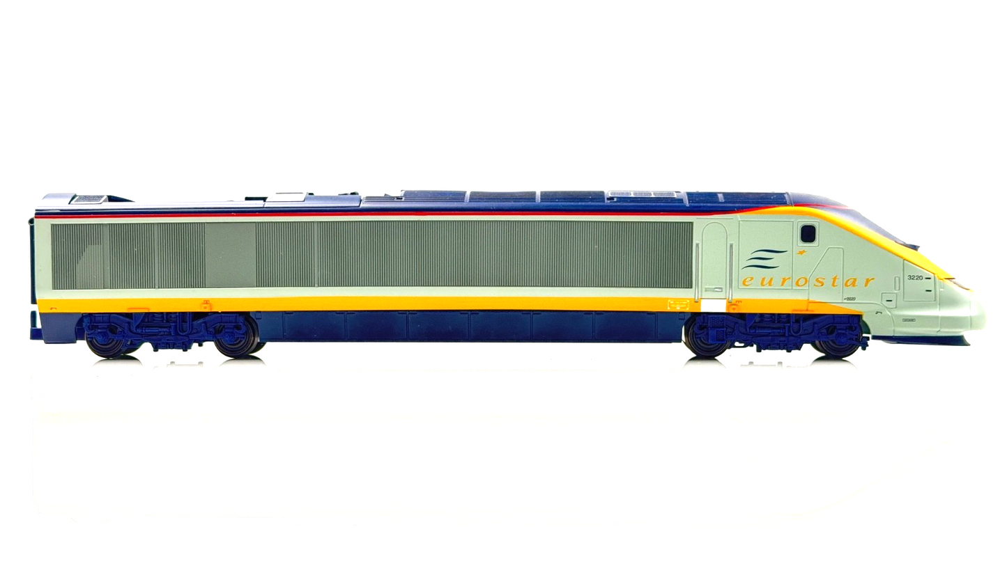 HORNBY 00 GAUGE - EUROSTAR NON MOTORISED DUMMY CAR ONLY 3220 - UNBOXED