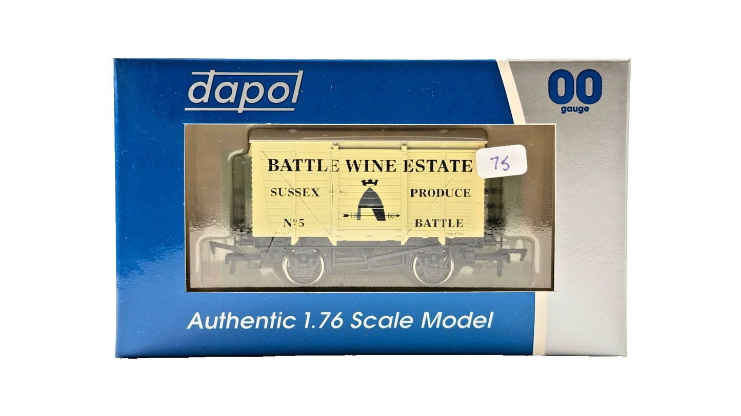 DAPOL 00 GAUGE - BATTLE WINE ESTATE SUSSEX PRODUCE VENT VAN 5 (LIMITED EDITION)