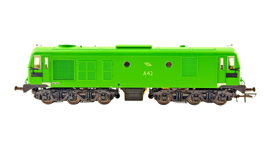 IRISH RAILWAY MODELS 00 GAUGE - IRM1102-A42 - A CLASS IRISH RAIL CIE GREEN A42