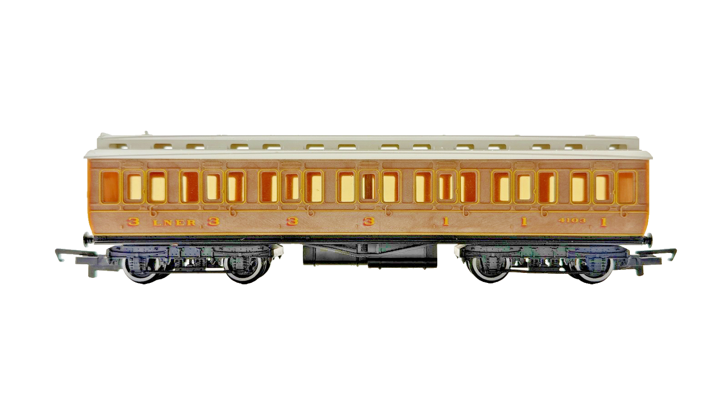HORNBY OO GAUGE - RAKE OF 3 LNER TEAK CLERESTORY PASSENGER COACHES UNBOXED