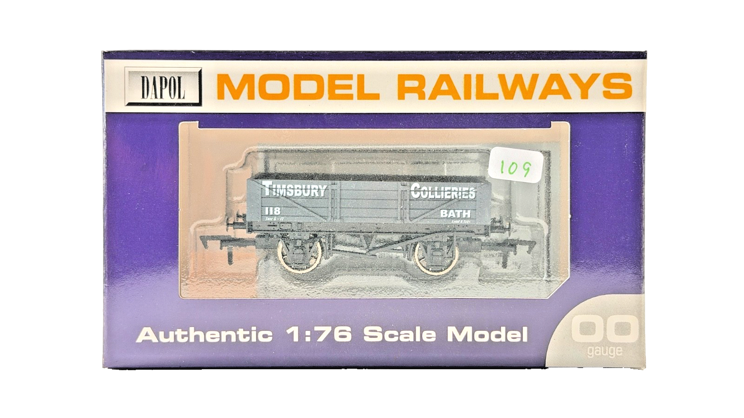 DAPOL 00 GAUGE - TIMSBURY COLLIERIES OF BATH PLANK WAGON 118 (LIMITED EDITION)