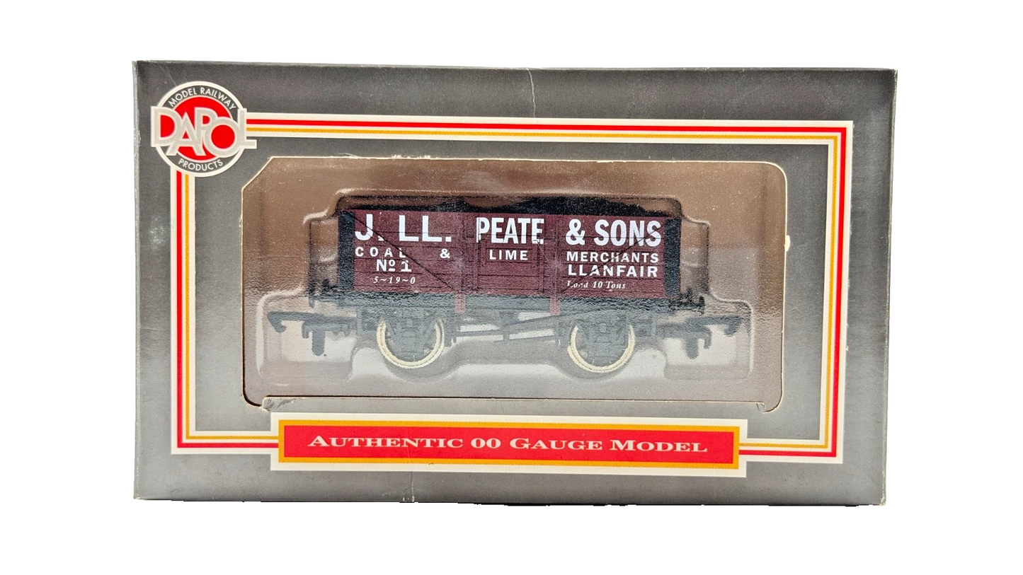 DAPOL 00 GAUGE - J LL PEATE & SONS LLANFAIR COAL MERCHANTS 1 (LIMITED EDITION)