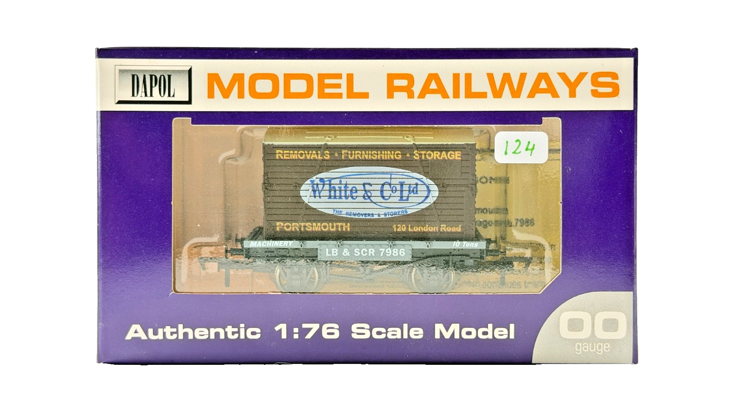 DAPOL 00 GAUGE - WHITE & CO PORTSMOUTH LB&SCR CONFLAT 7986 (LIMITED EDITION)