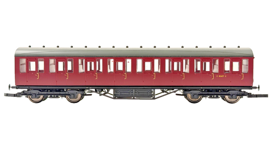 HORNBY 00 GAUGE - R4576A - BR MAROON THOMPSON SUBURBAN COACH E82697E - UNBOXED