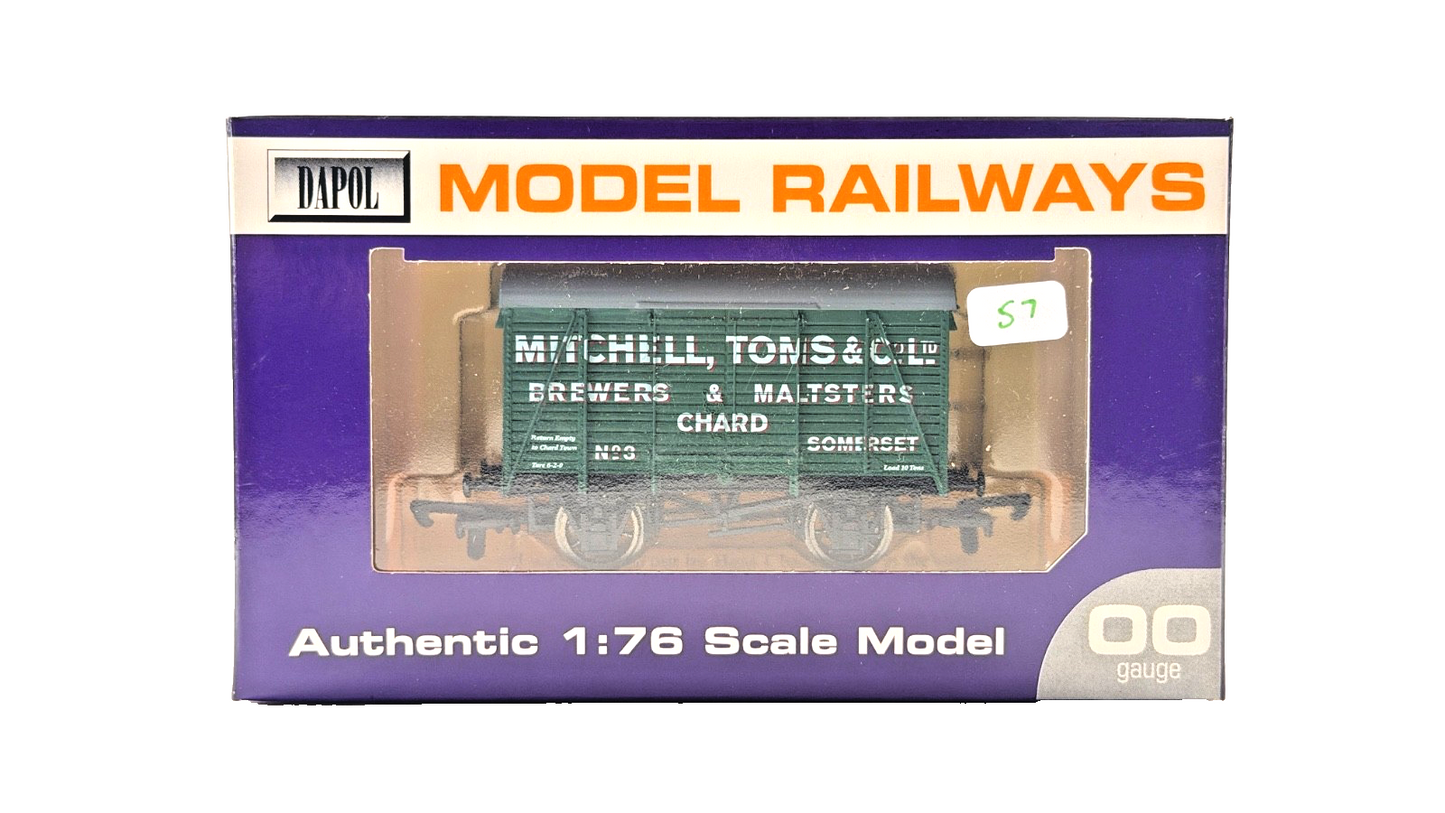 DAPOL 00 GAUGE - MITCHELL, TOMS & CO BREWERS OF CHARD VAN 3 (LIMITED EDITION)