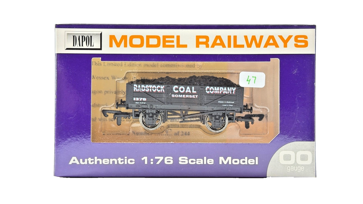 DAPOL 00 GAUGE - RADSTOCK COAL COMPANY SOMERSET WAGON 1379 (LIMITED EDITION)