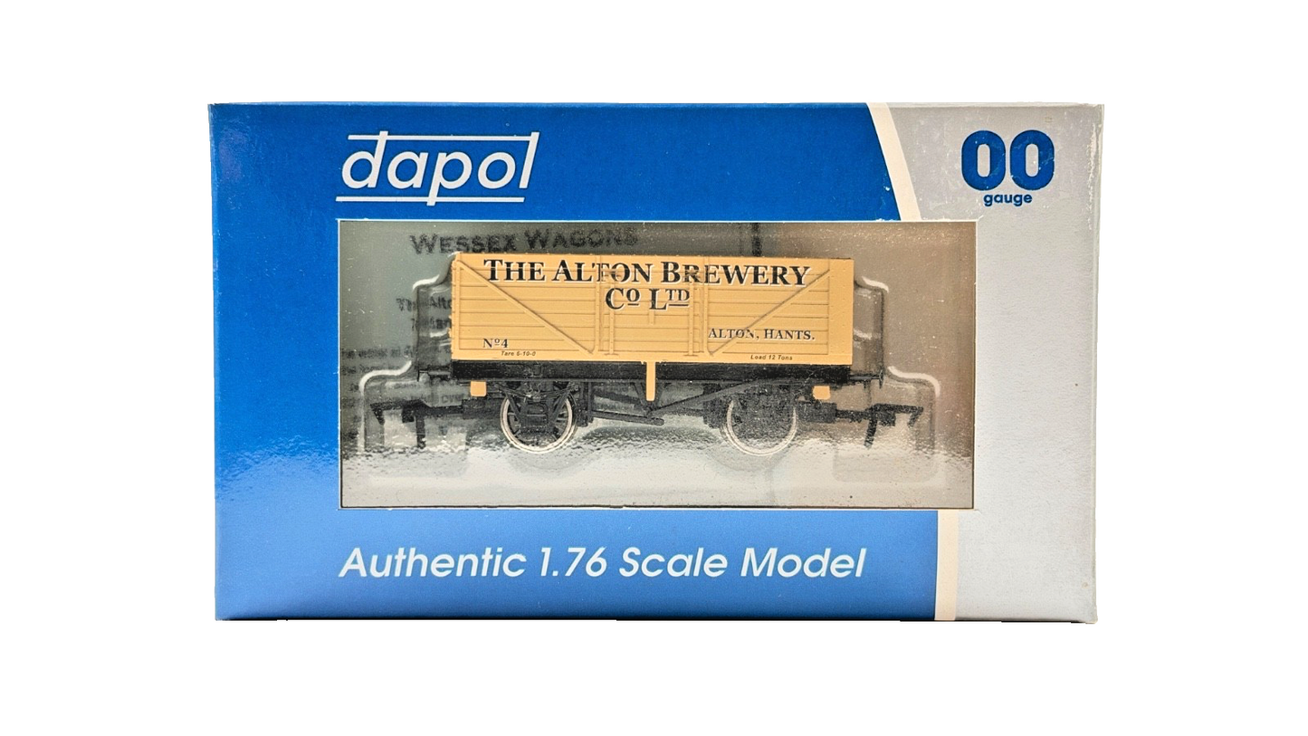 DAPOL 00 GAUGE - ALTON BREWERY CO LTD HANTS PLANK WAGON NO.4 (LIMITED EDITION)
