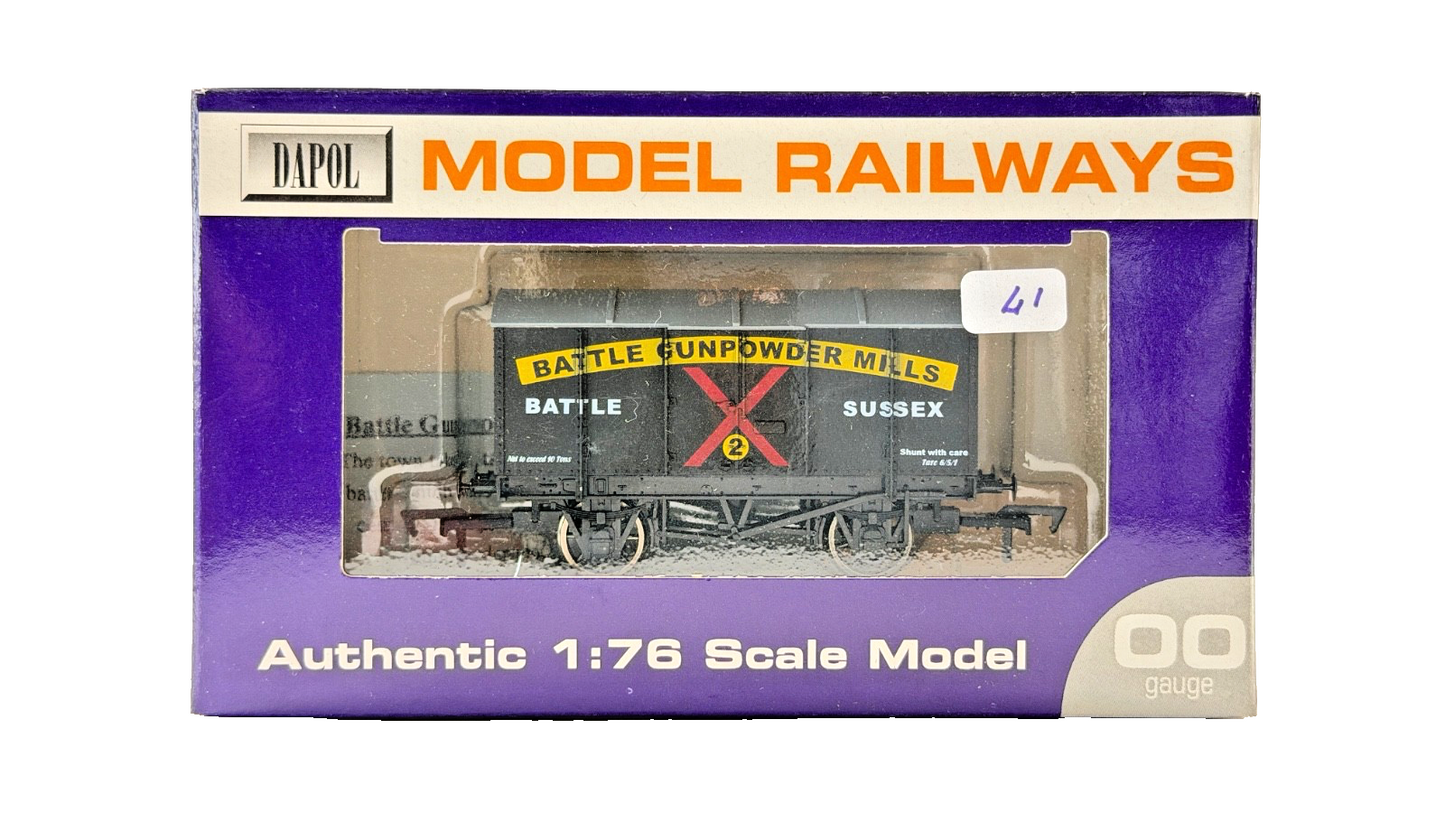 DAPOL 00 GAUGE - BATTLE GUNPOWDER MILLS OF SUSSEX WAGON NO.2 (LIMITED EDITION)