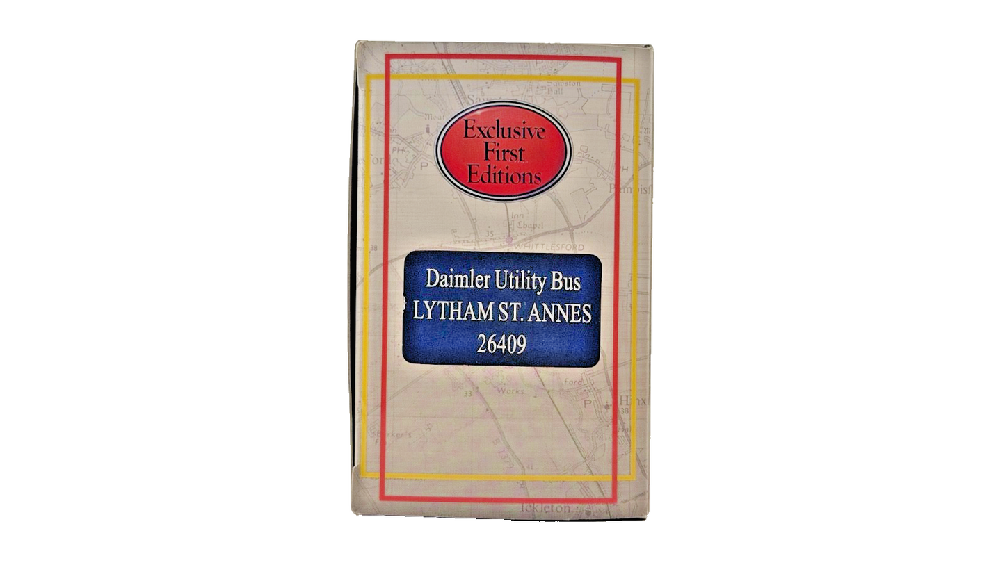 EFE 1/76 SCALE - 26409 - DAIMLER UTILITY BUS LYTHAM ST ANNES - BOXED