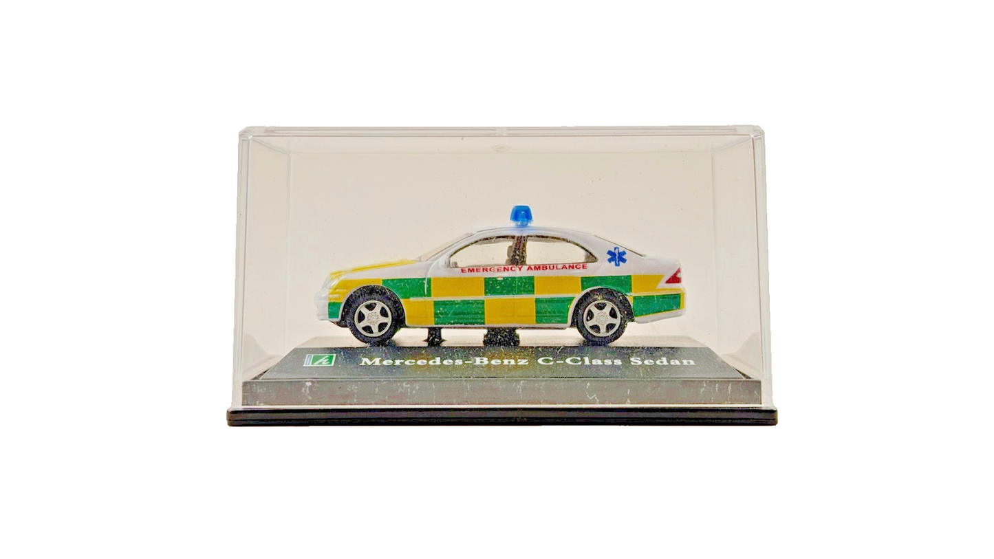 CARARAMA 1/72 SCALE - MERCEDES BENZ C CLASS SEDAN EMERGENCY AMBULANCE - BOXED