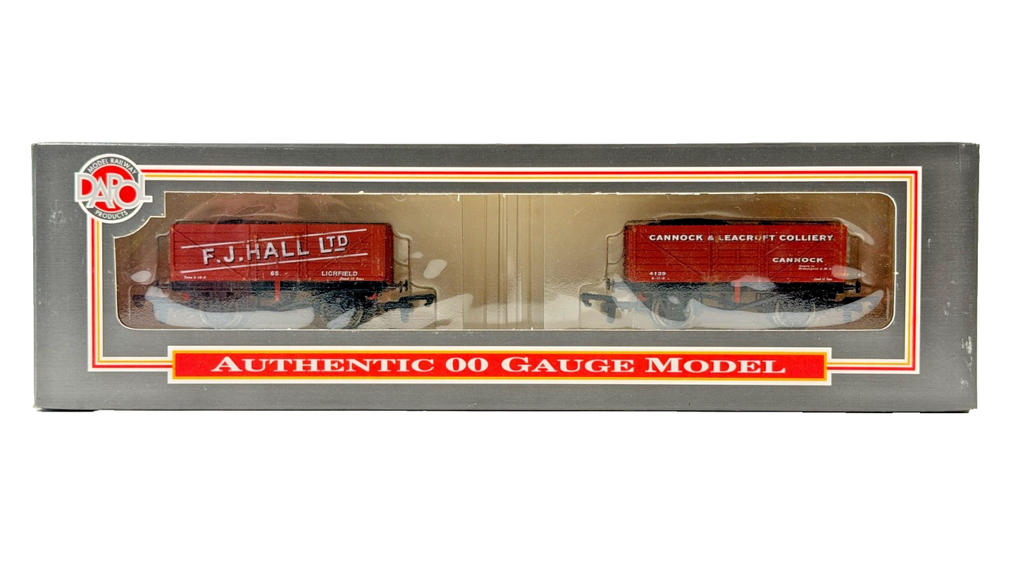 DAPOL 00 GAUGE - F.J HALL CANNOCK LEACROFT LICHFIELD TWIN SET (LIMITED EDITION)