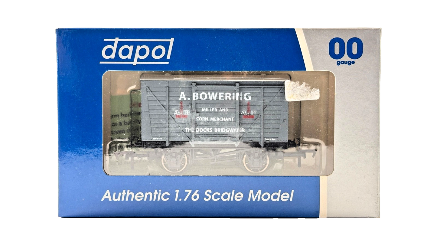 DAPOL 00 GAUGE - A BOWERING MILLER CORN MERCHANT BRIDGWATER (LIMITED EDITION)
