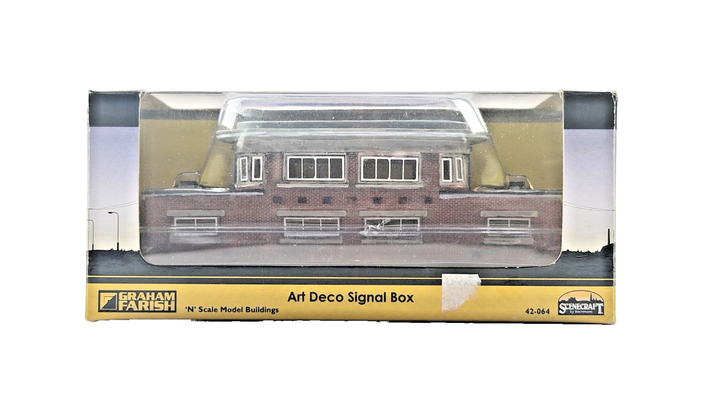 GRAHAM FARISH N GAUGE SCENECRAFT - 42-064 - ART DECO SIGNAL BOX - BOXED