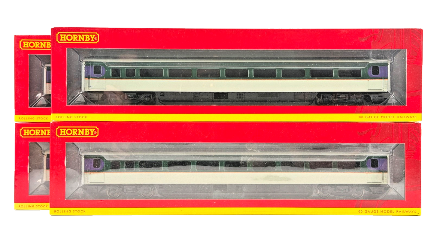 HORNBY/CHRIS DYER OO GAUGE - IRISH RAILWAY ENTERPRISE GREEN MK4 COACHES X 4
