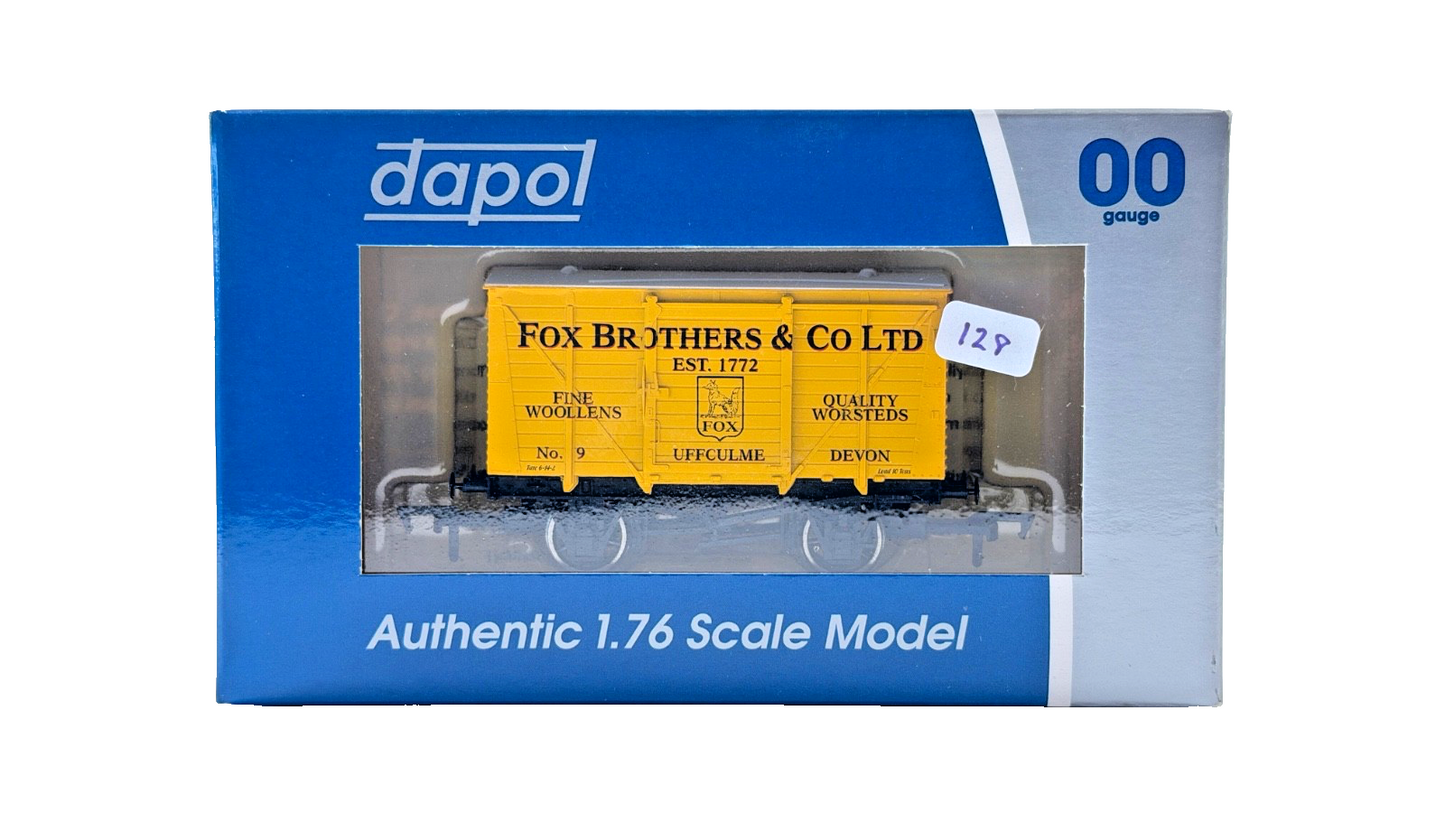 DAPOL 00 GAUGE - FOX BROTHERS UFFCULME DEVON FINE WOOLLENS 9 (LIMITED EDITION)