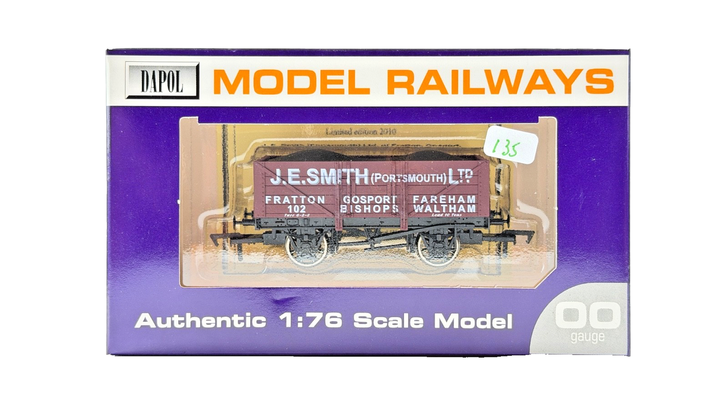 DAPOL 00 GAUGE - J E SMITH PORTSMOUTH FRATTON GOSPORT NO.102 (LIMITED EDITION)