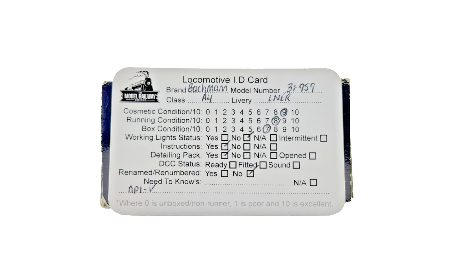 BACHMANN 00 GAUGE - 31-959 - CLASS A4 MILES BEEVOR LNER GARTER BLUE NO.26 BOXED