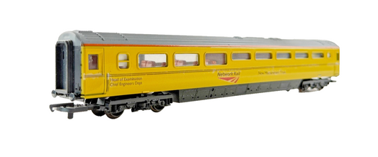 LIMA OO GAUGE - NETWORK RAIL MK3 NEW MEASUREMENT RESPRAYED BUFFET COACH BOXED
