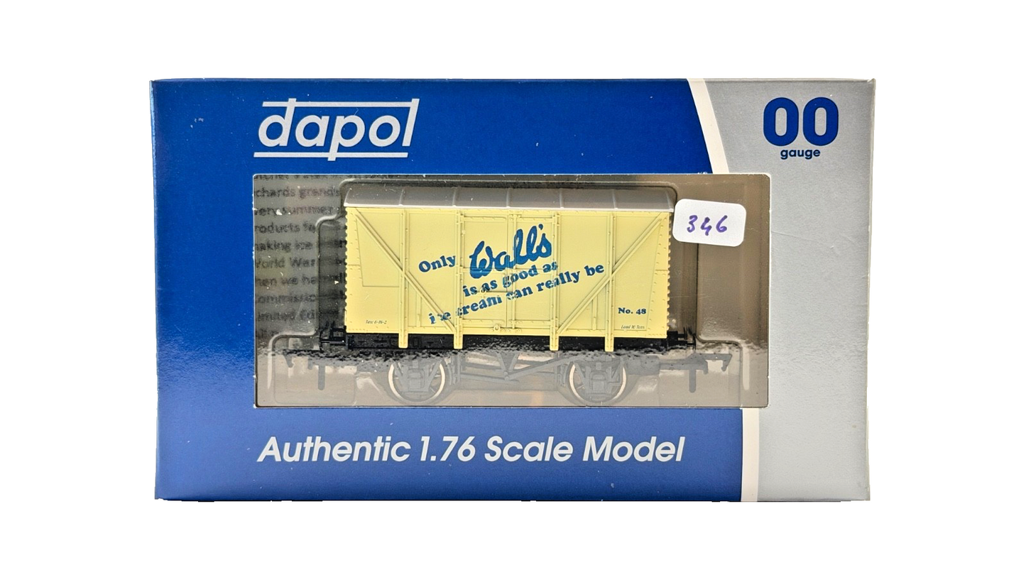DAPOL 00 GAUGE - WALLS DAIRY ICE CREAM VENT VAN NO.48 (LIMITED EDITION)