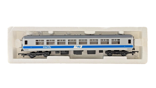 LIMA OO GAUGE - NIR NORTHERN IRISH INTERCITY REFINISHED LIGHT GREY COACHES X 3