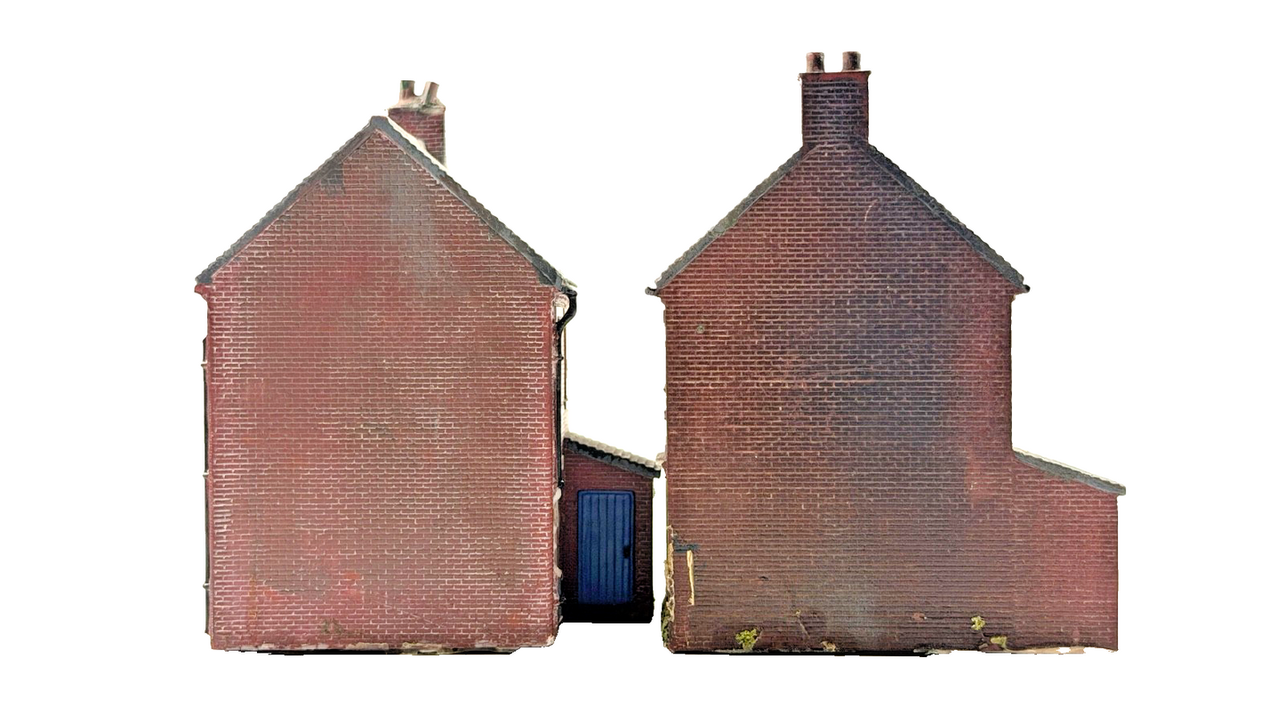 HORNBY SKALEDALE OO GAUGE - R8621/R8622 - ROW OF TWO TERRACE HOUSES - UNBOXED