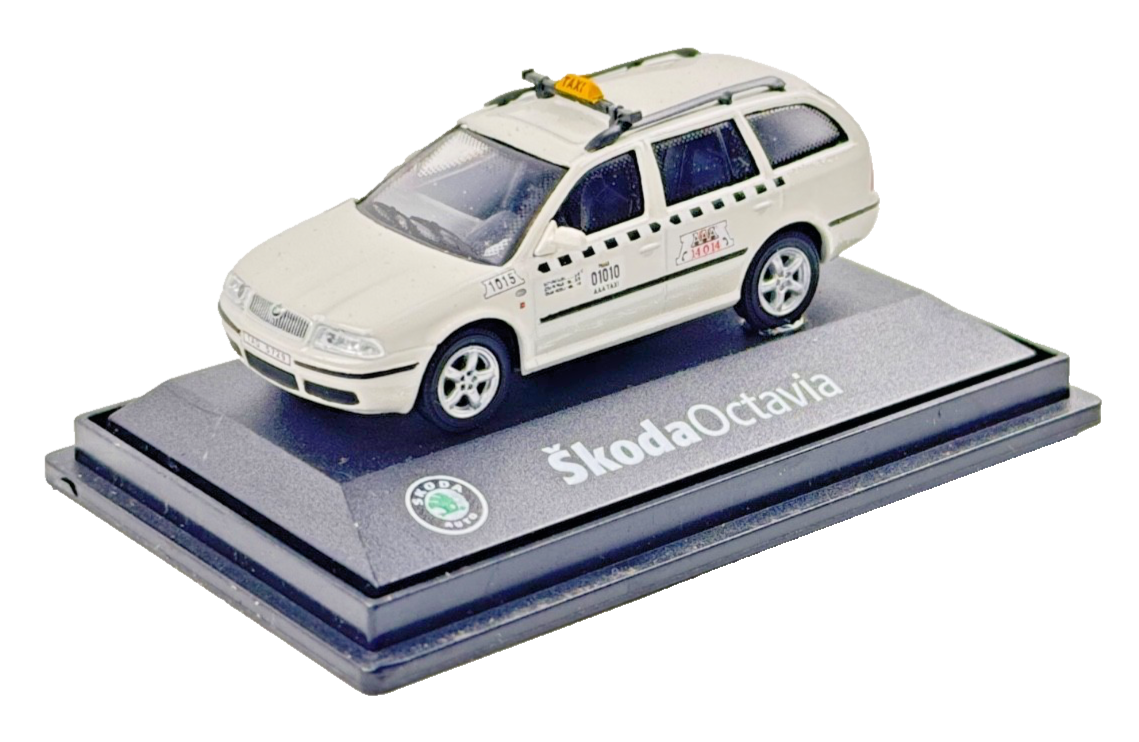 ABREX 1/72 SCALE - SKODA OCTAVIA WHITE/OFF WHITE ESTATE TAXI - BOXED
