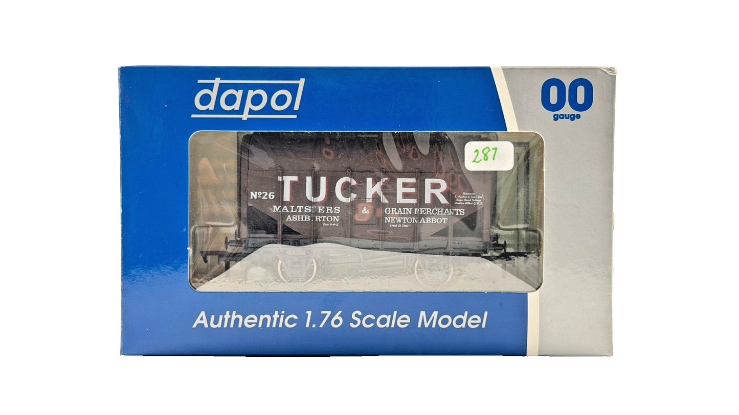 DAPOL 00 GAUGE - TUCKER MALTSTERS GRAIN MERCHANTS NEWTON ABBOT (LIMITED EDITION)