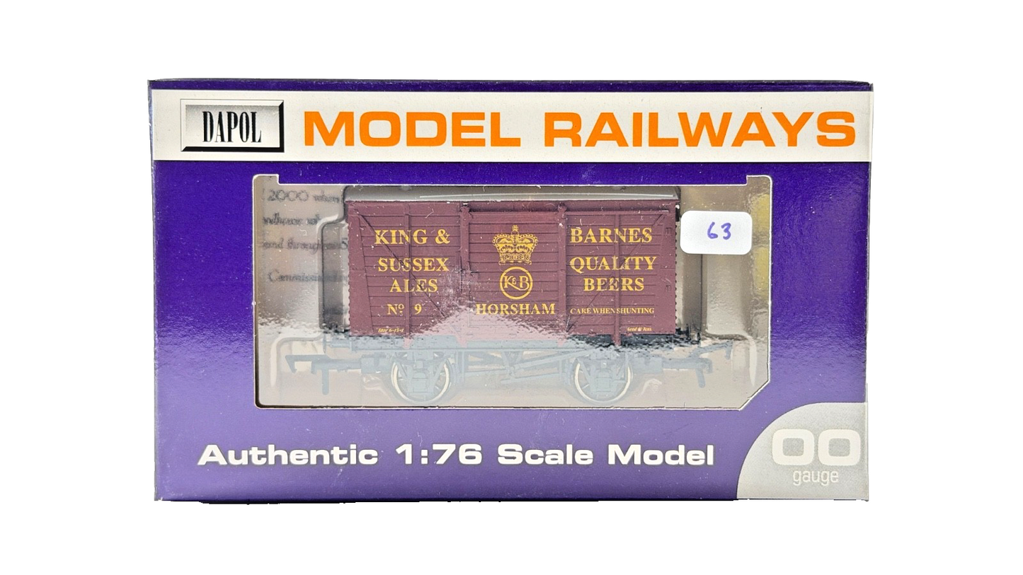 DAPOL 00 GAUGE - KING & BARNES SUSSEX QUALITY ALES HORSHAM 9 (LIMITED EDITION)