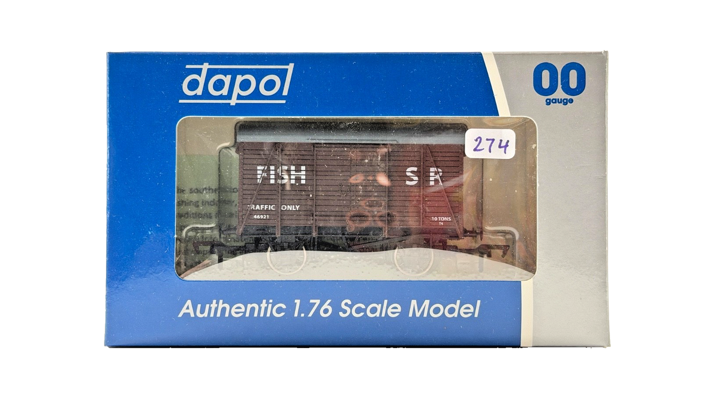 DAPOL 00 GAUGE - SOUTHERN SR BROWN FISH VAN TRAFFIC ONLY 46921 (LIMITED EDITION)
