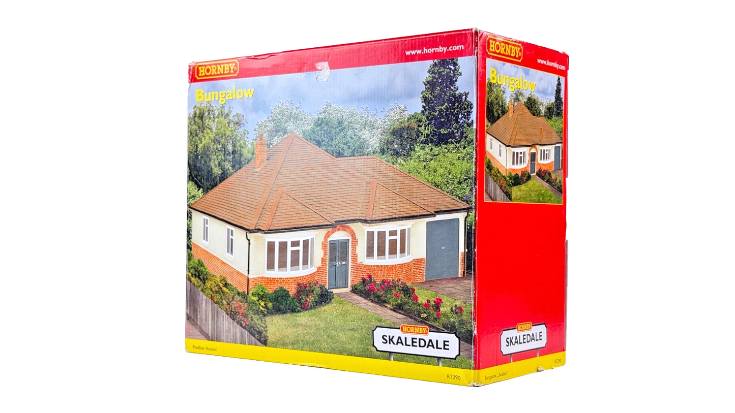 HORNBY OO GAUGE SKALEDALE - R7290 - BUNGALOW - AVALON - BOXED