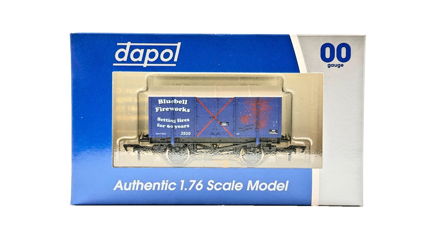 DAPOL 00 GAUGE - BLUEBELL FIREWORKS SETTING FIRES FOR 60 YEARS (LIMITED EDITION)