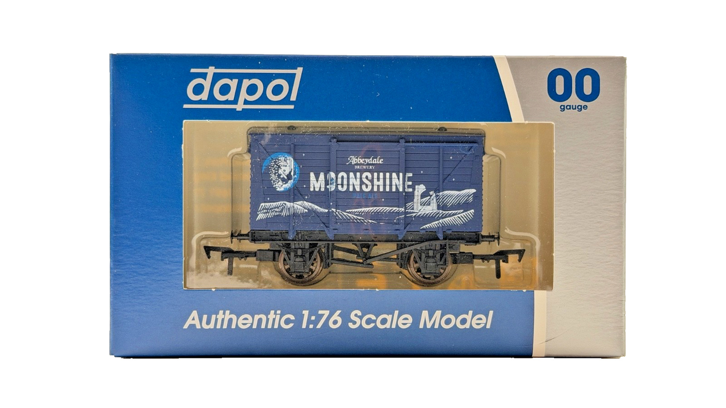 DAPOL 00 GAUGE - ABBEYDALE BREWERY MOONSHINE PALE ALE VENT VAN (LIMITED EDITION)