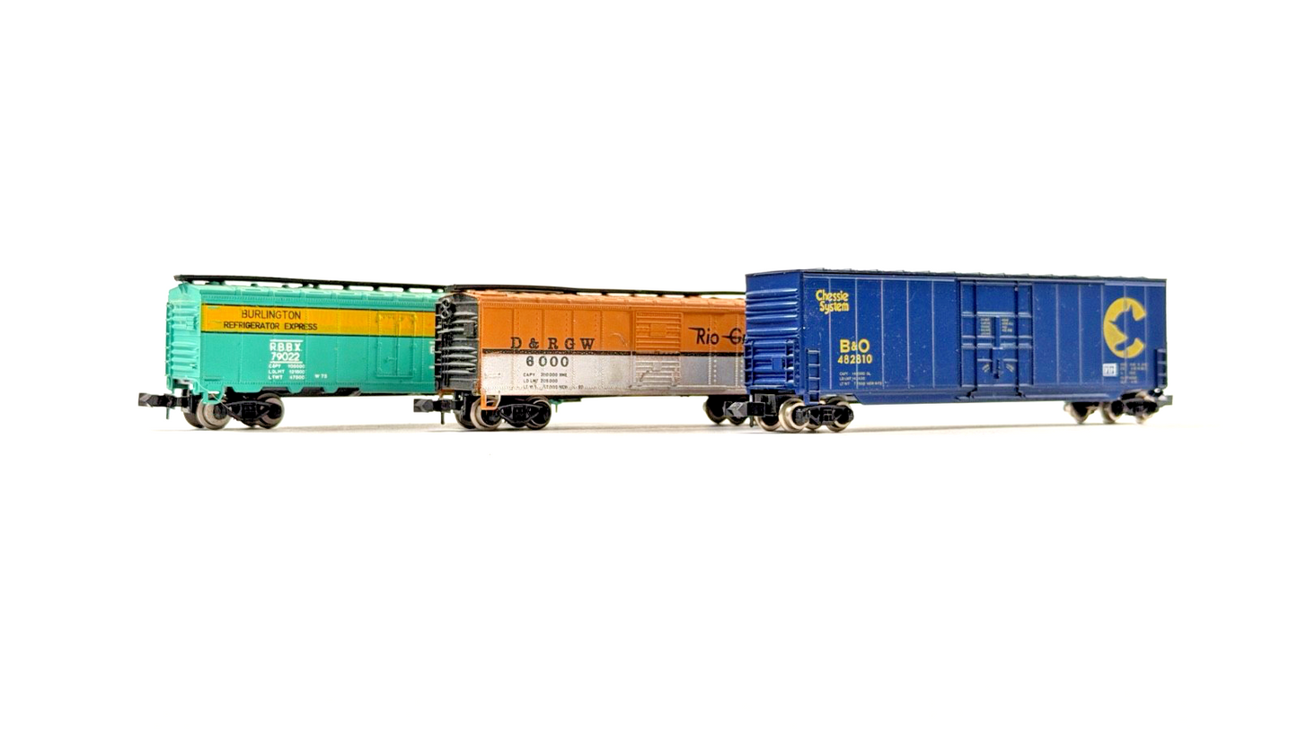 LIFE LIKE N GAUGE - BURLINGTON RIO GRANDE CHESSIE SYSTEM WAGONS X 3 UNBOXED