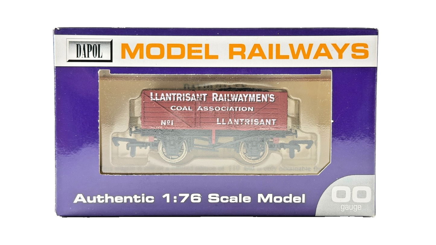DAPOL 00 GAUGE - LLANTRISANT RAILWAYMEN'S COAL ASSOCIATION 1 (LIMITED EDITION)