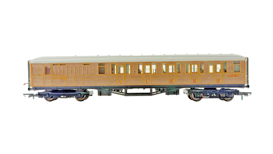 HORNBY OO GAUGE - RAKE OF 4 LNER TEAK GRESLEY PASSENGER COACHES UNBOXED