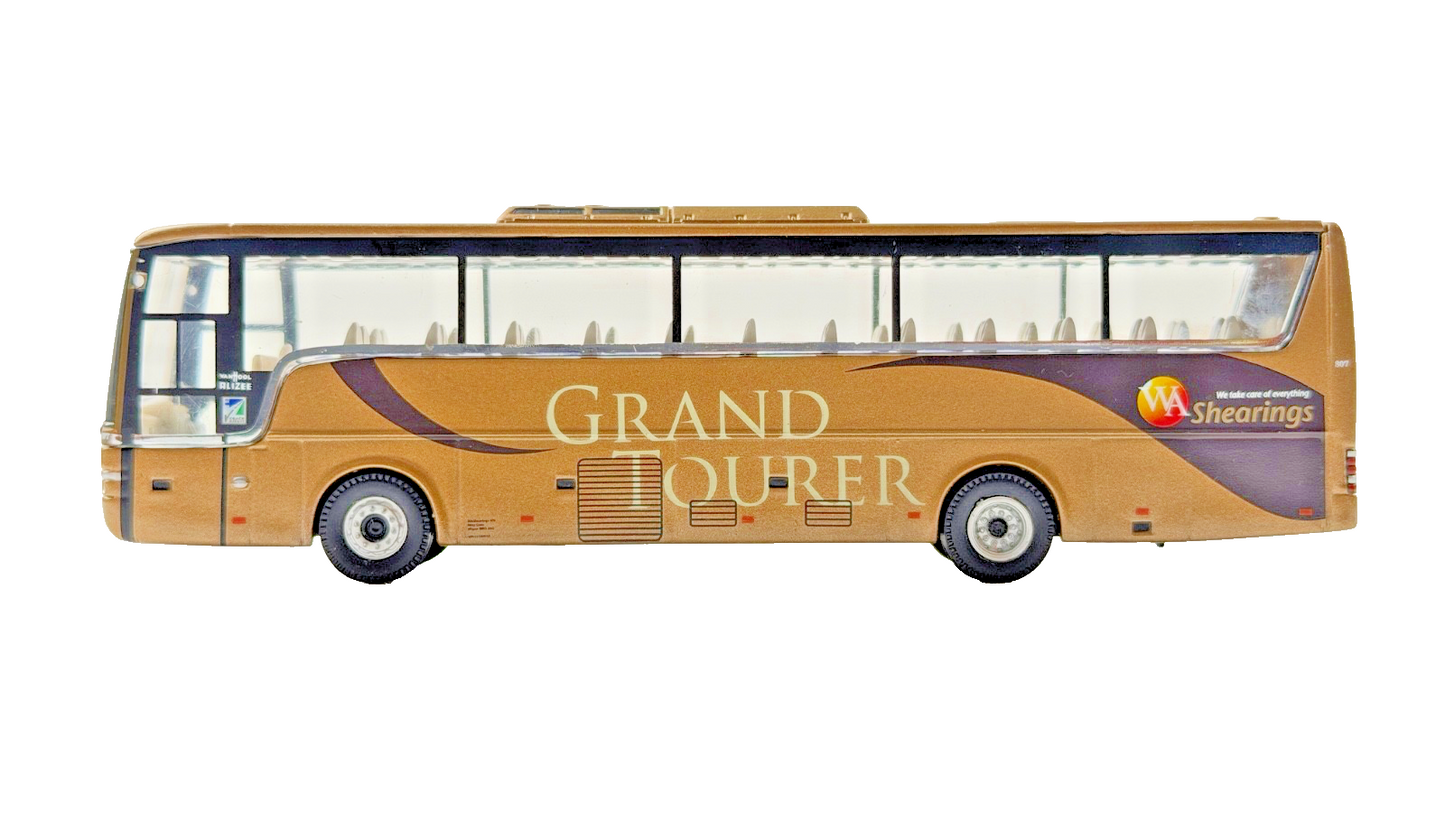 CORGI 1/76 SCALE - VAN HOOL ALIZEE WALLACE ARNOLD SHEARINGS GRAND TOURER UNBOXED