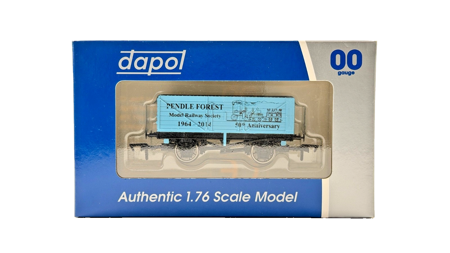DAPOL 00 GAUGE - PENDLE FOREST MODEL RAILWAY SOCIETY 50TH (LIMITED EDITION)