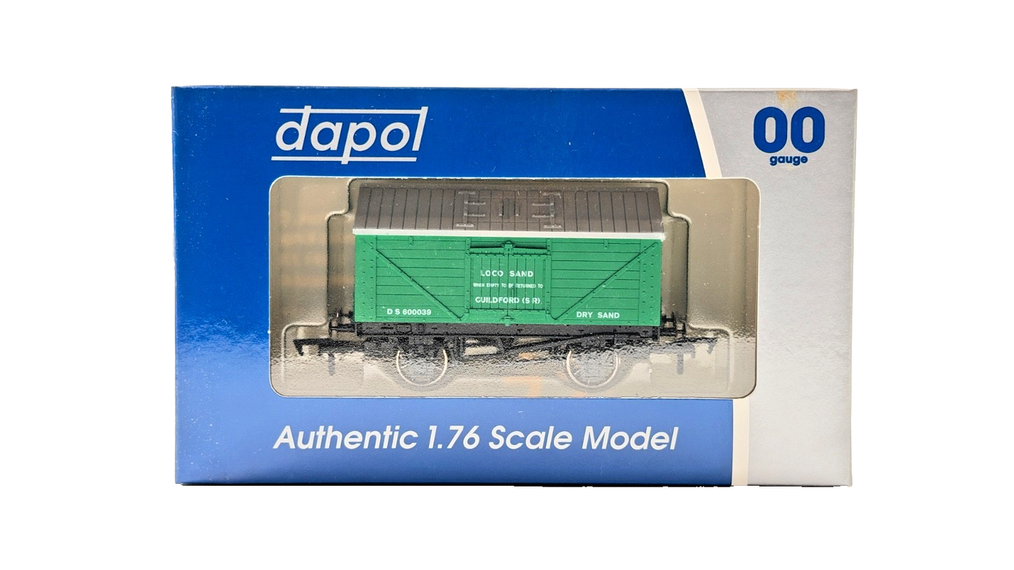 DAPOL 00 GAUGE - RETURN TO GUILDFORD LOCO DRY SAND WAGON (LIMITED EDITION)