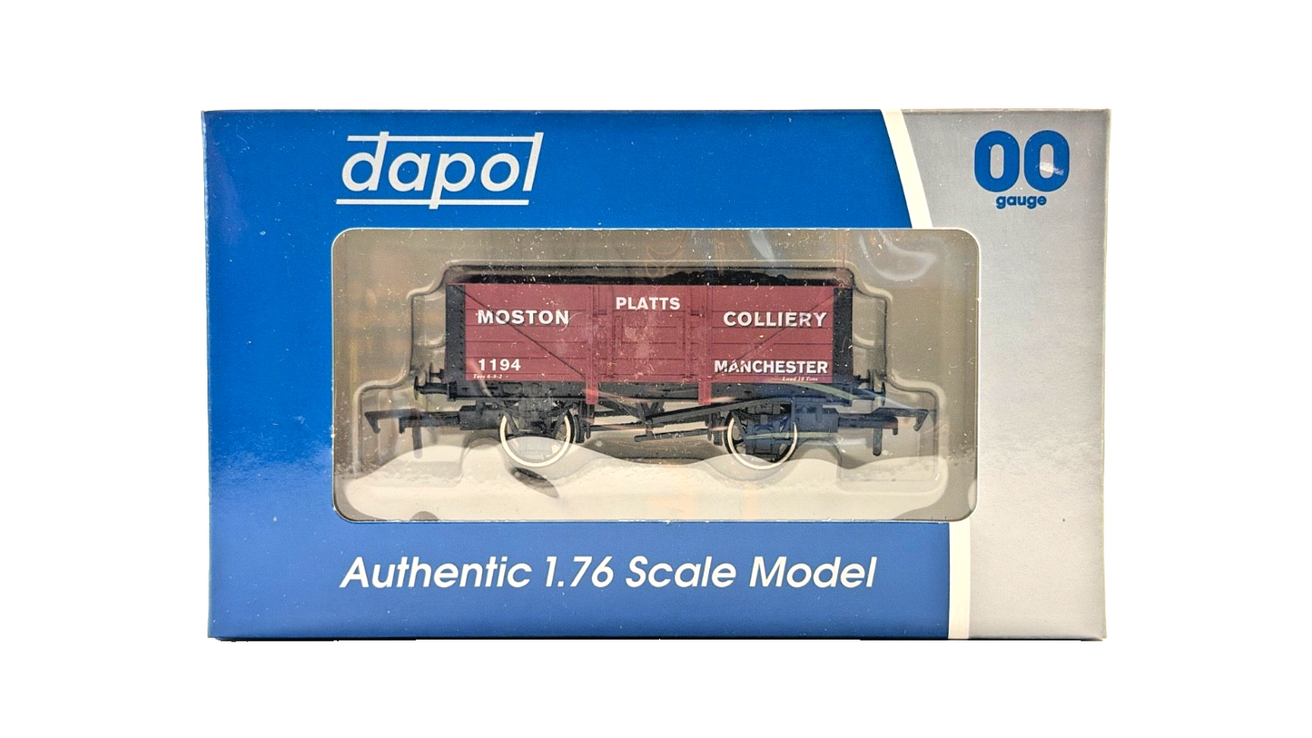 DAPOL 00 GAUGE - MOSTON PLATTS COLLIERY MANCHESTER WAGON 1194 (LIMITED EDITION)