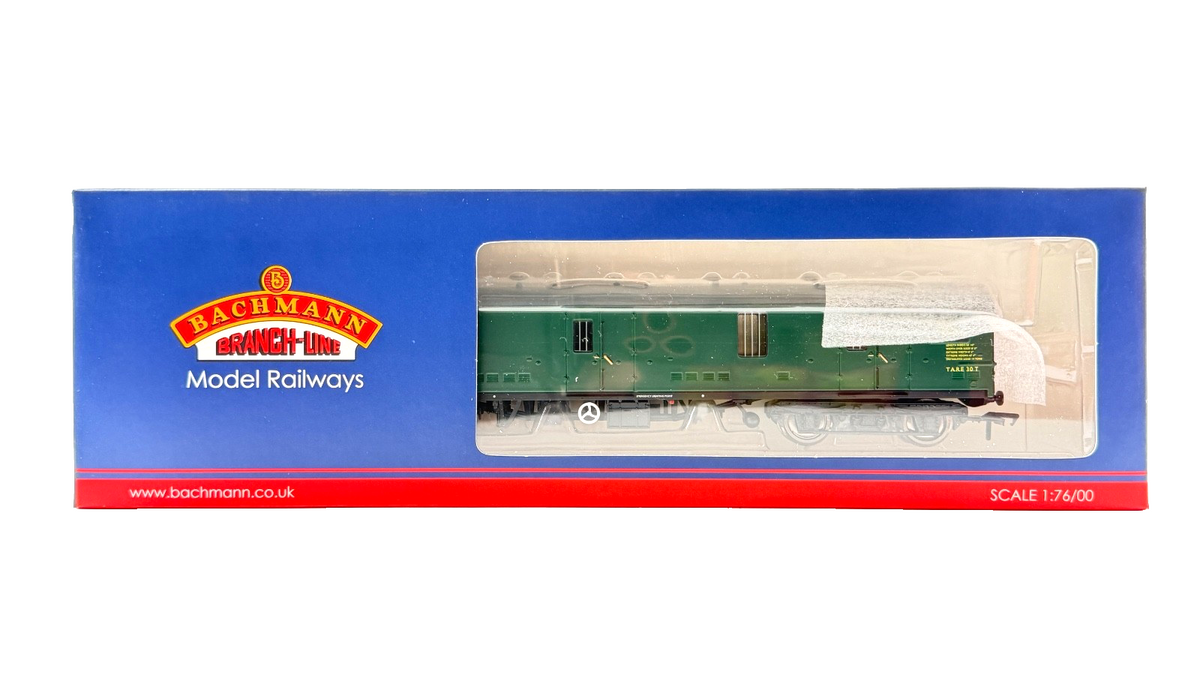 BACHMANN OO GAUGE - 39-273 - BR MK1 GUV GENERAL UTILITY VAN (SR) GREEN COACH