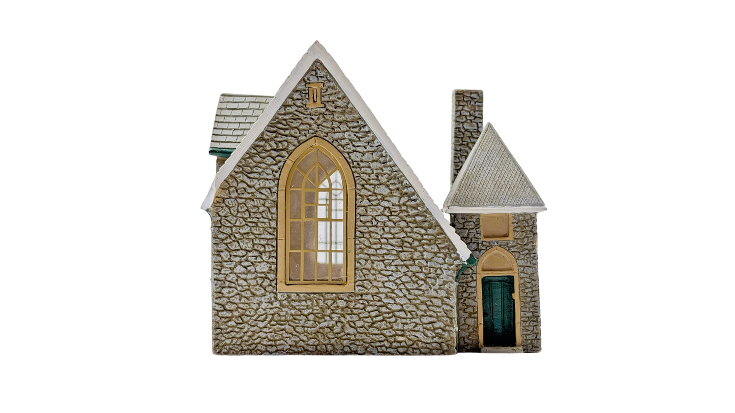 HORNBY SKALEDALE OO GAUGE - R8517 - OLD SCHOOL HOUSE - UNBOXED (MINOR DAMAGE)