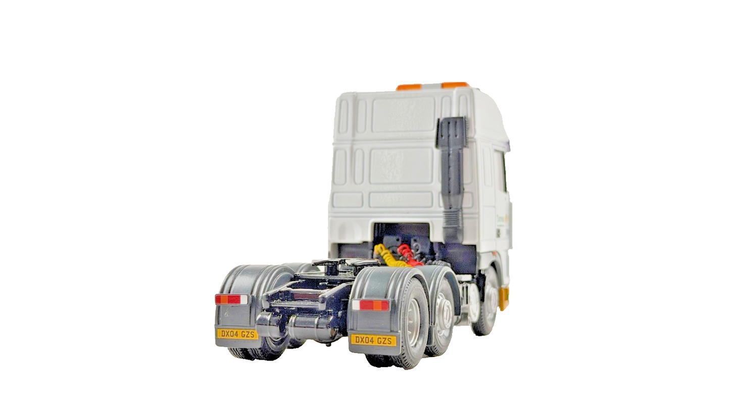CORGI 1/50 SCALE DIECAST DAF XF TARMAC 6X2 TRACTOR UNIT UNBOXED