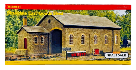 HORNBY 00 GAUGE SKALEDALE - R8852 - EAST GOODS SHED - BOXED