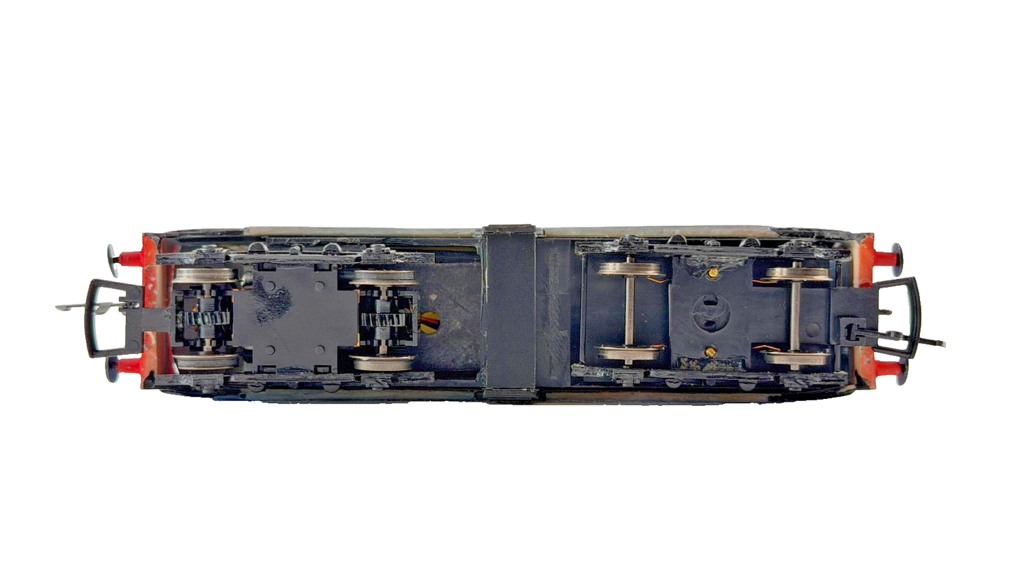 SILVER FOX MODELS OO GAUGE - NIR NORTHERN IRISH RAIL METROPOLITAN VICKERS 109