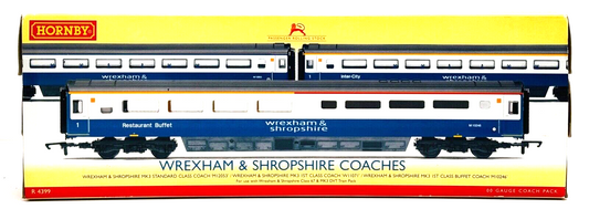 HORNBY 00 GAUGE - R4399 - WREXHAM & SHROPSHIRE COACHES TRIPLE PACK - BOXED