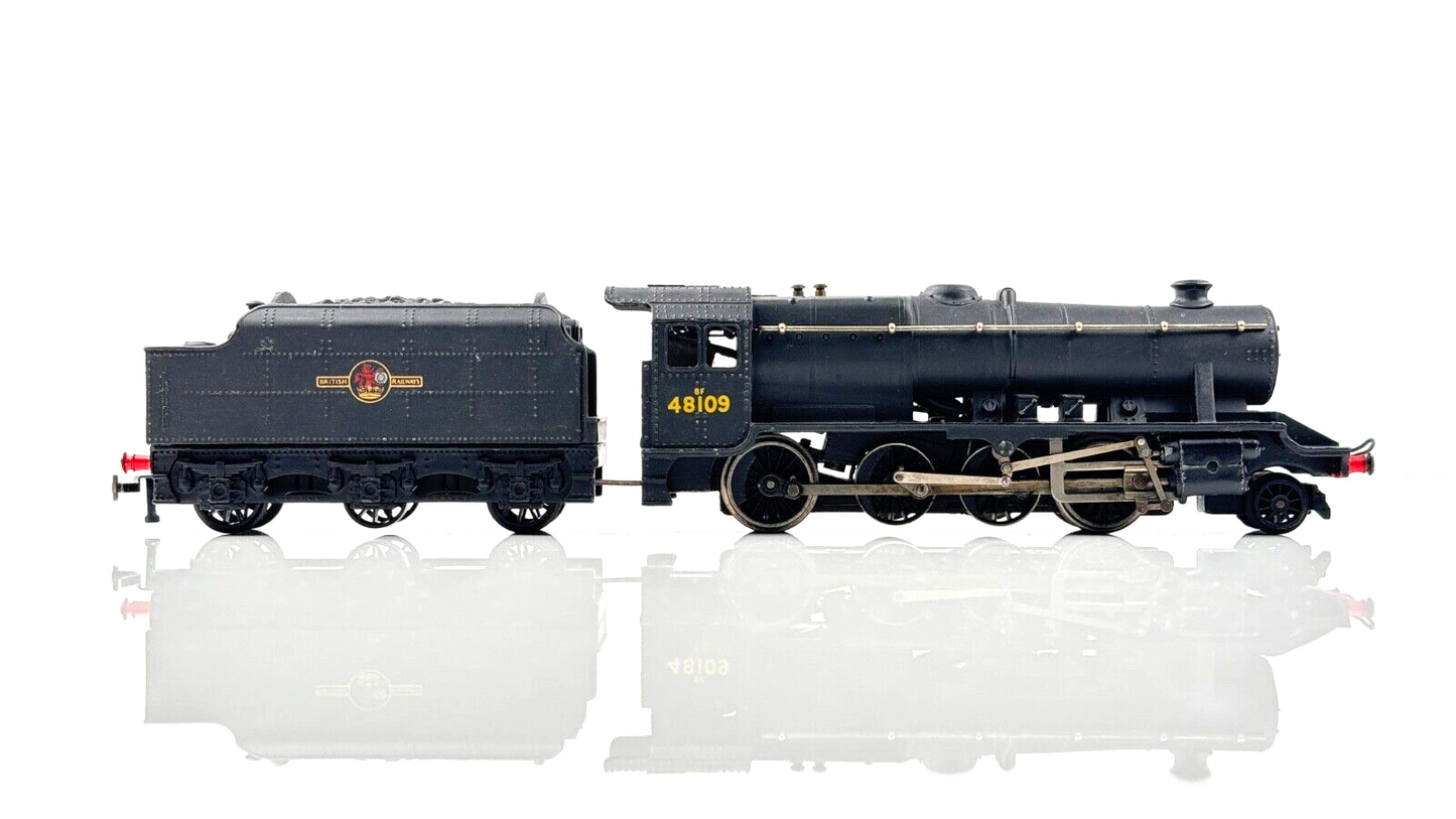 DUBLO 00 GAUGE - BR BLACK 2-8-0 CLASS 8F LOCOMOTIVE 48109 2 RAIL - REP BOX