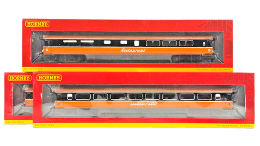 HORNBY/CHRIS DYER OO GAUGE - IE IRISH RAIL ORANGE INTERCITY MK3 COACHES X 3